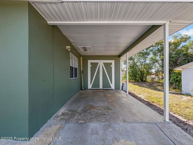 444 Edgehill Avenue, Spring Hill, FL 34606