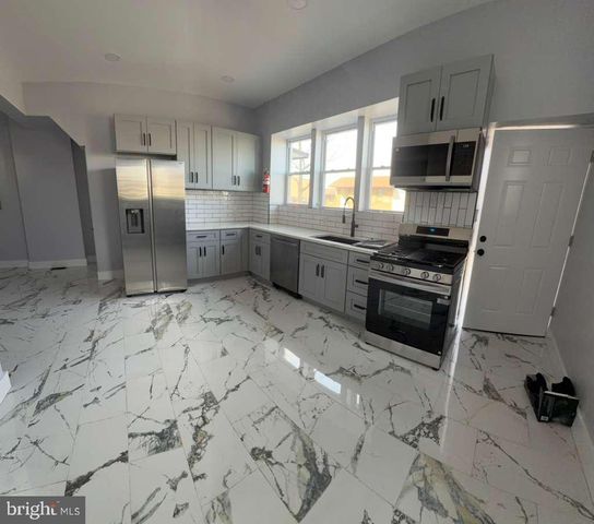 539 PERRY ST, Trenton, NJ 08618