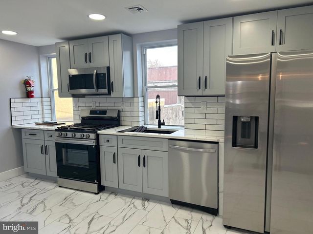 539 PERRY ST, Trenton, NJ 08618