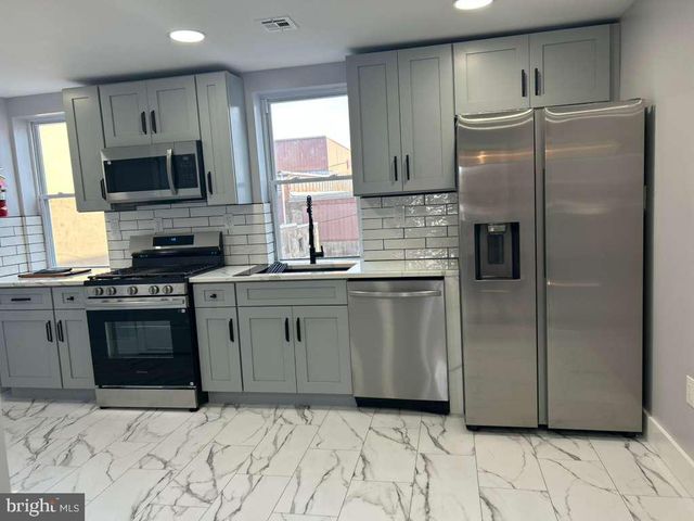 539 PERRY ST, Trenton, NJ 08618