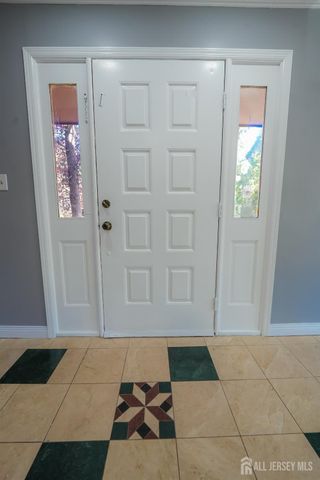 1308 Merrywood Drive, Edison, NJ 08817