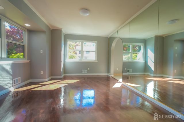 1308 Merrywood Drive, Edison, NJ 08817