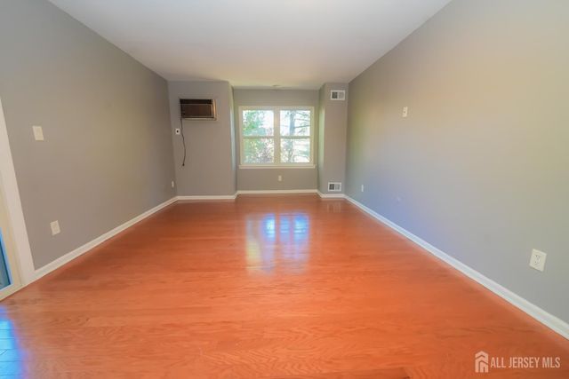 1308 Merrywood Drive, Edison, NJ 08817