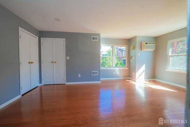 1308 Merrywood Drive, Edison, NJ 08817