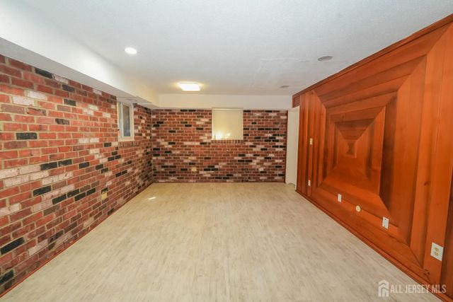 1308 Merrywood Drive, Edison, NJ 08817