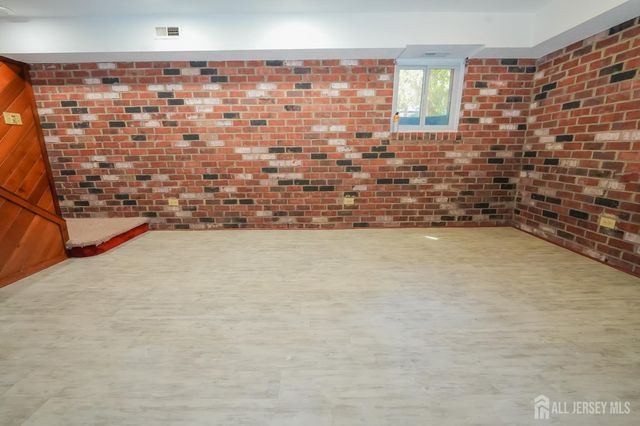 1308 Merrywood Drive, Edison, NJ 08817