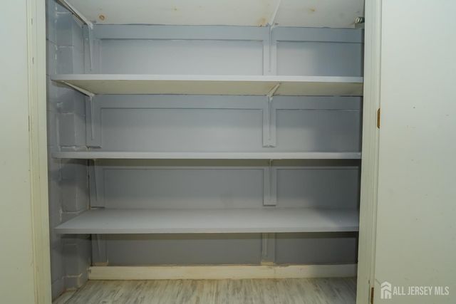 1308 Merrywood Drive, Edison, NJ 08817