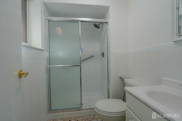 1308 Merrywood Drive, Edison, NJ 08817