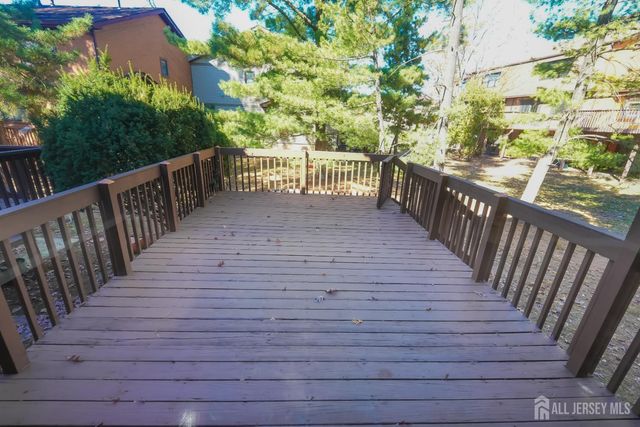 1308 Merrywood Drive, Edison, NJ 08817