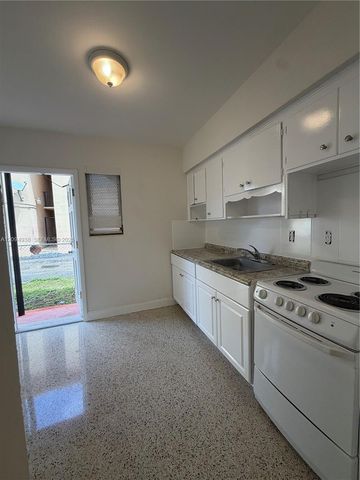 6330 W Flagler Street 2, Miami, FL 33144