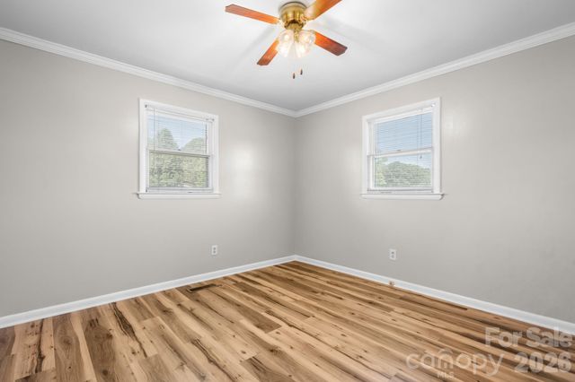 5208 W Piedmont Circle, Conover, NC 28613