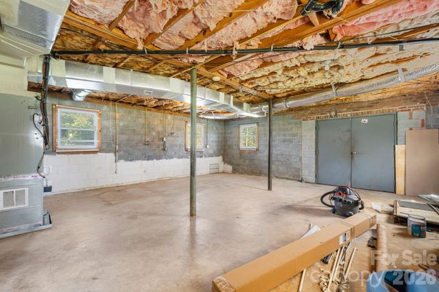 5208 W Piedmont Circle, Conover, NC 28613