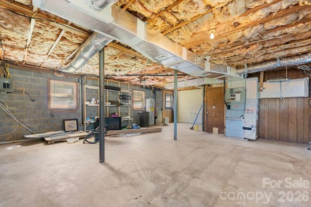 5208 W Piedmont Circle, Conover, NC 28613