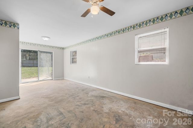 5208 W Piedmont Circle, Conover, NC 28613