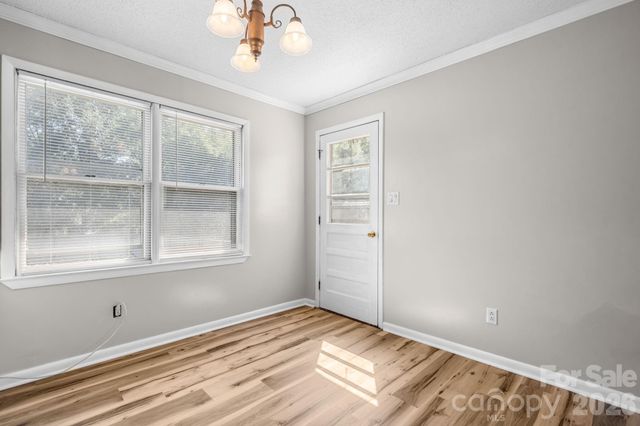 5208 W Piedmont Circle, Conover, NC 28613