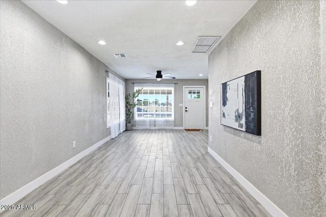 2612 N 31ST Street, Phoenix, AZ 85008