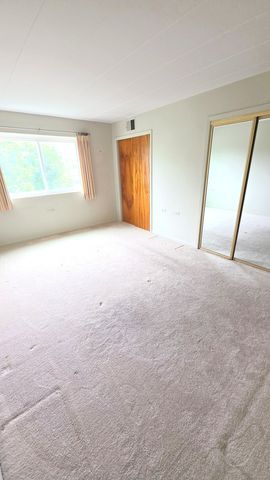 5300 Walnut Avenue 19C, Downers Grove, IL 60515