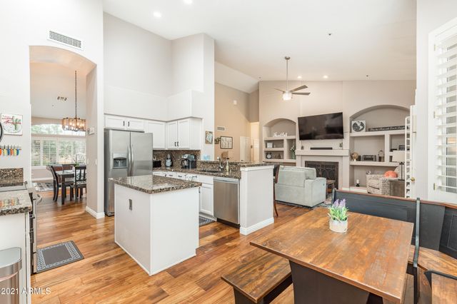 11160 E GREYTHORN Drive, Scottsdale, AZ 85262