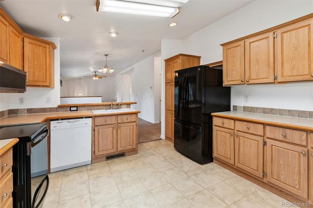46 Kingston Circle, Florissant, CO 80816
