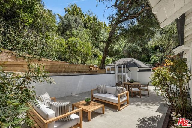 3554 Laurelvale Drive, Studio City, CA 91604