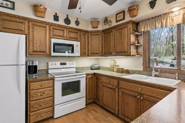 1735 Hickory Hill Drive, Eagan, MN 55122