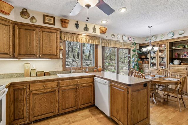 1735 Hickory Hill Drive, Eagan, MN 55122