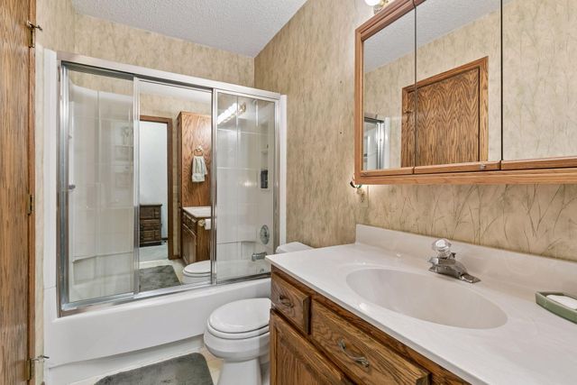 1735 Hickory Hill Drive, Eagan, MN 55122