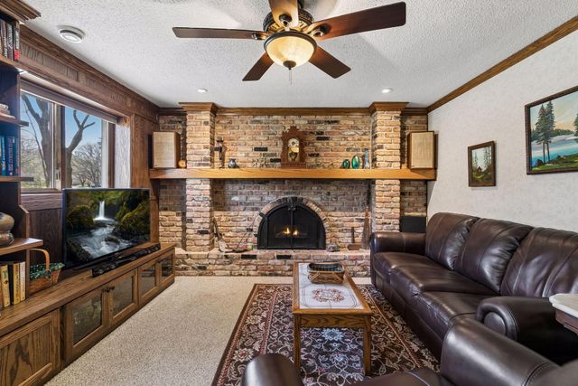 1735 Hickory Hill Drive, Eagan, MN 55122