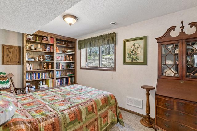 1735 Hickory Hill Drive, Eagan, MN 55122