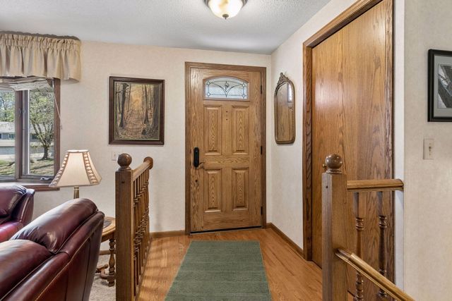 1735 Hickory Hill Drive, Eagan, MN 55122