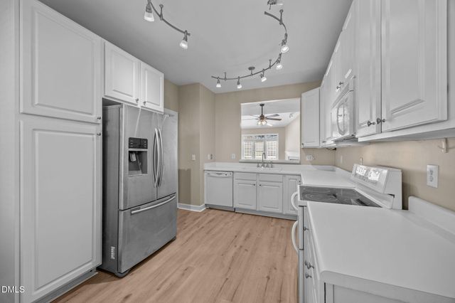 1633 Shepherds Glade Drive, Apex, NC 27523