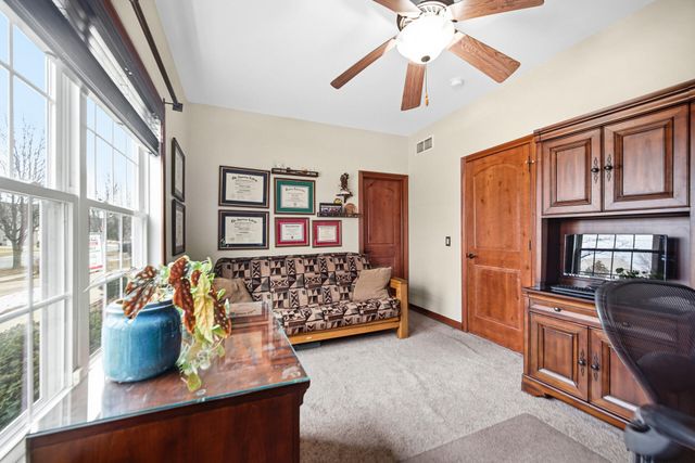 4221 Westwood Lane S, Chesterton, IN 46304