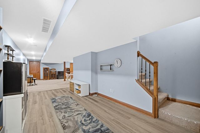 4221 Westwood Lane S, Chesterton, IN 46304