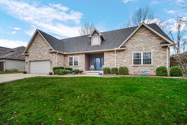 4221 Westwood Lane S, Chesterton, IN 46304