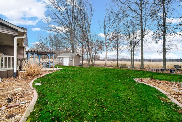 4221 Westwood Lane S, Chesterton, IN 46304