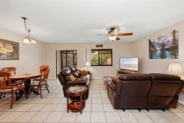 6250 PEREGRINE COURT, Orlando, FL 32819