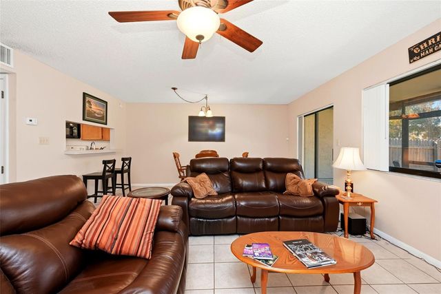 6250 PEREGRINE COURT, Orlando, FL 32819