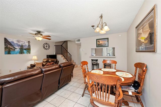 6250 PEREGRINE COURT, Orlando, FL 32819