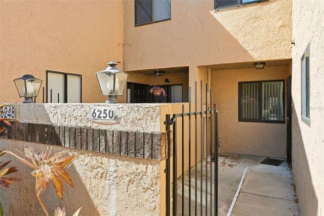 6250 PEREGRINE COURT, Orlando, FL 32819