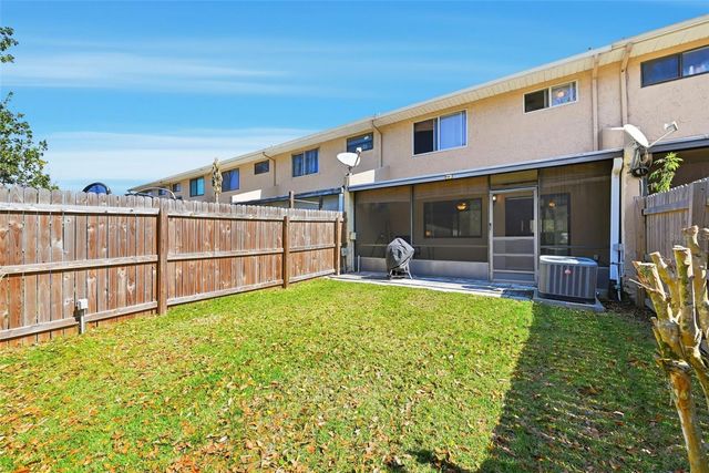 6250 PEREGRINE COURT, Orlando, FL 32819