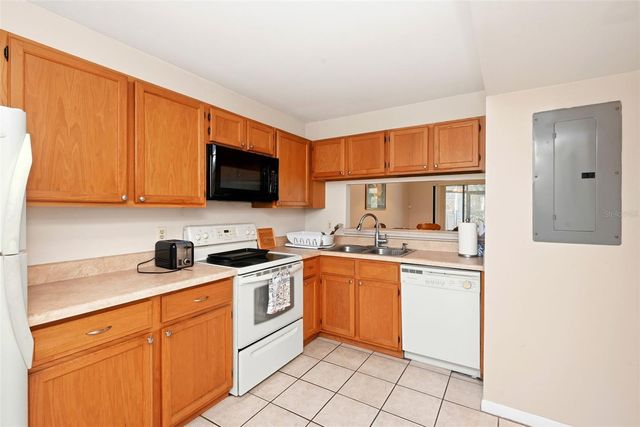 6250 PEREGRINE COURT, Orlando, FL 32819