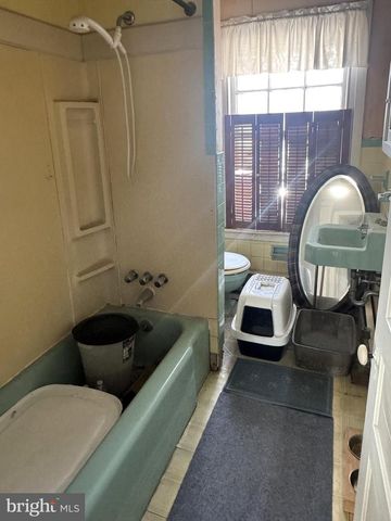 224 7TH AVE, Burnham, PA 17009