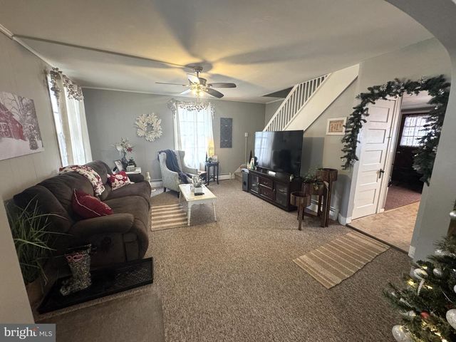 224 7TH AVE, Burnham, PA 17009