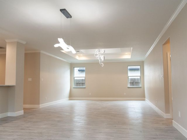 1055 Road 5203, Cleveland, TX 77327