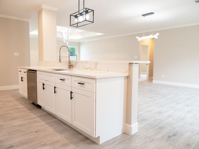 1055 Road 5203, Cleveland, TX 77327