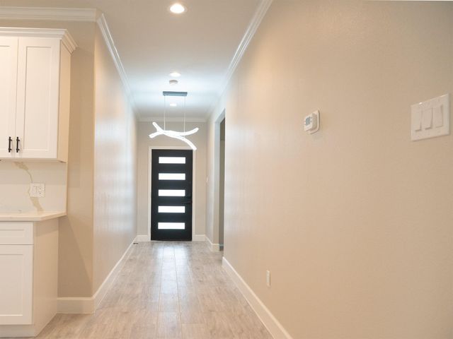 1055 Road 5203, Cleveland, TX 77327