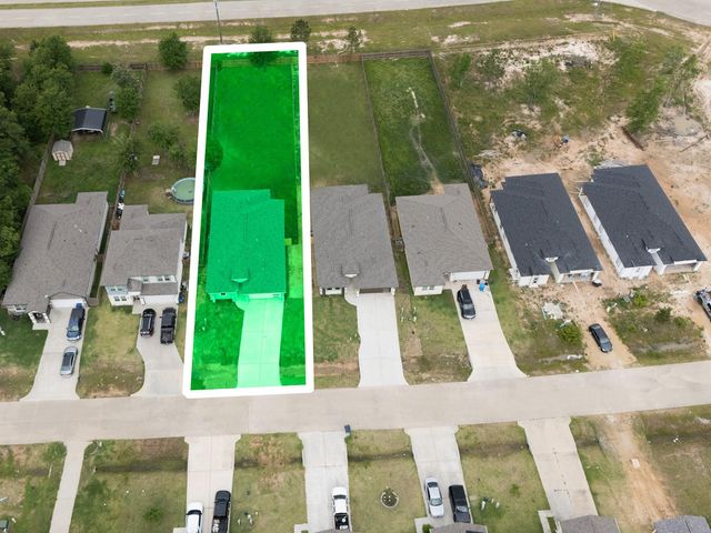 1055 Road 5203, Cleveland, TX 77327