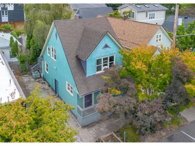 1516 Se 43RD Ave