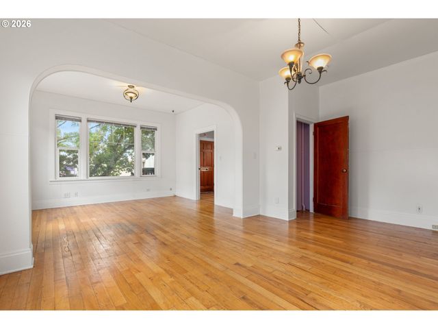 1516 Se 43RD Ave, Portland, OR 97215