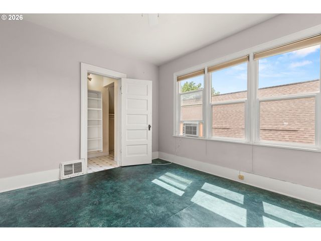 1516 Se 43RD Ave, Portland, OR 97215
